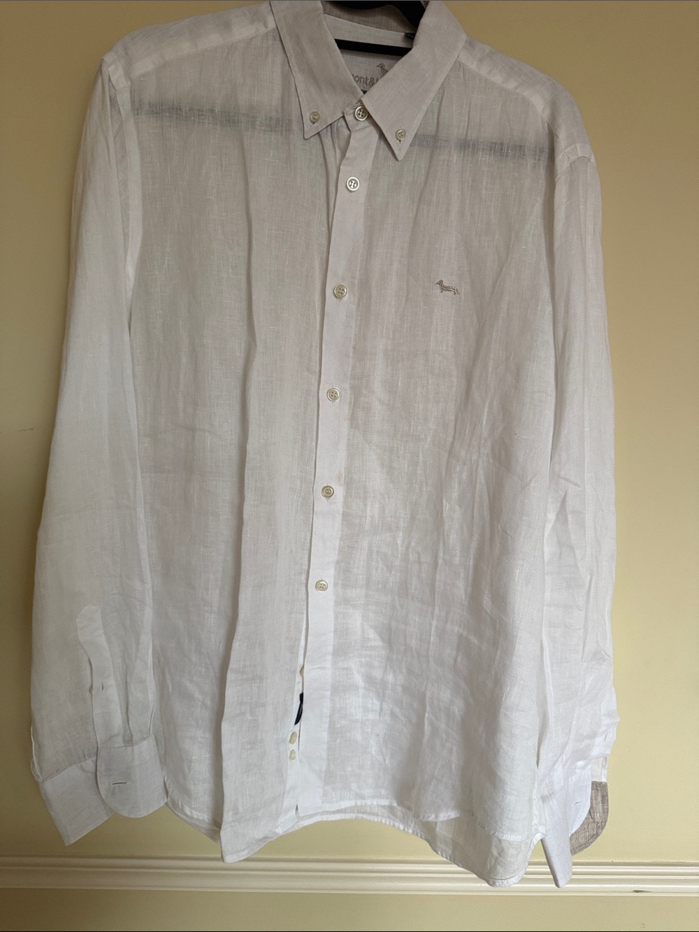 Harmont & Blaine White Linen Button-Down Shirt with Subtle Logo